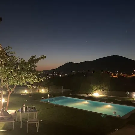 Magnifique Villa Avec Piscine Et Jacuzzi ! *